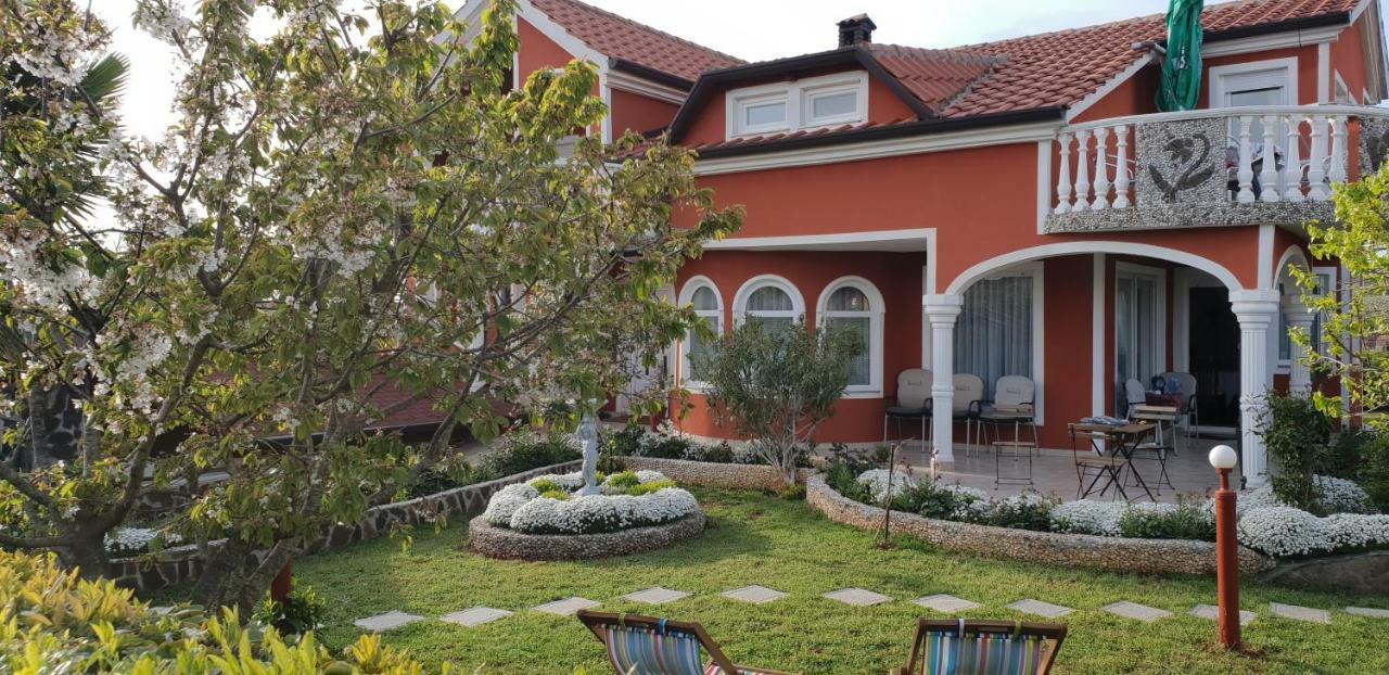 Apartma Jelka Novigrad Istria Esterno foto