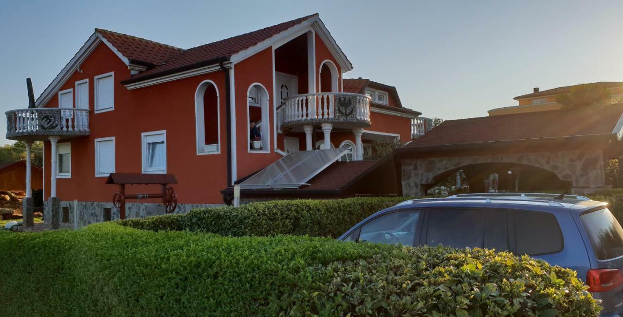 Apartma Jelka Novigrad Istria Esterno foto