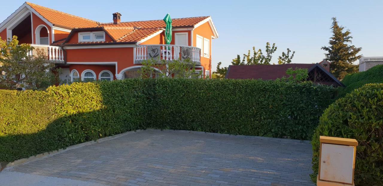 Apartma Jelka Novigrad Istria Esterno foto
