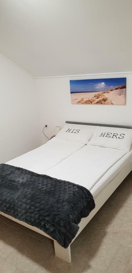 Apartma Jelka Novigrad Istria Esterno foto
